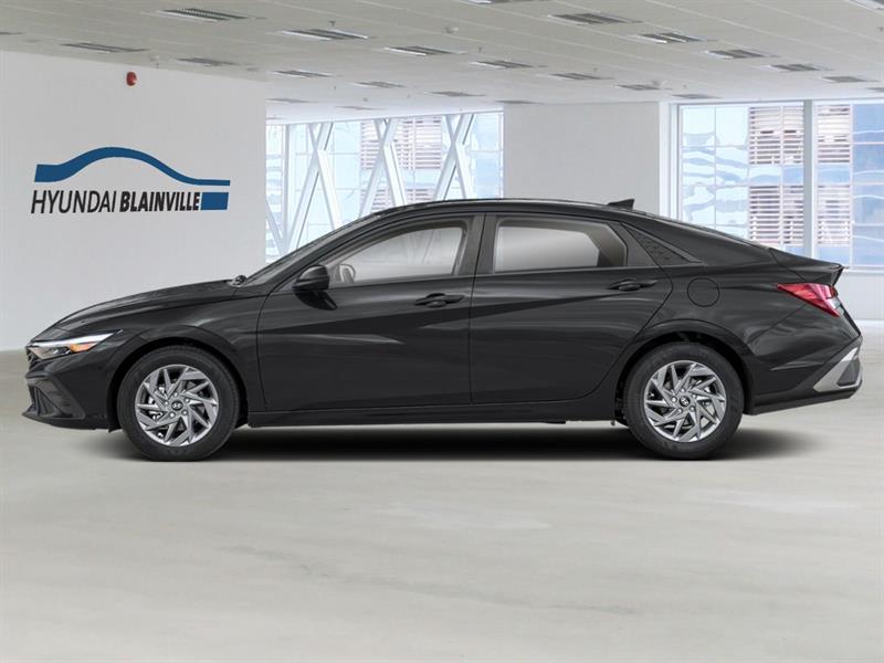 hyundai Elantra 2025 - 2