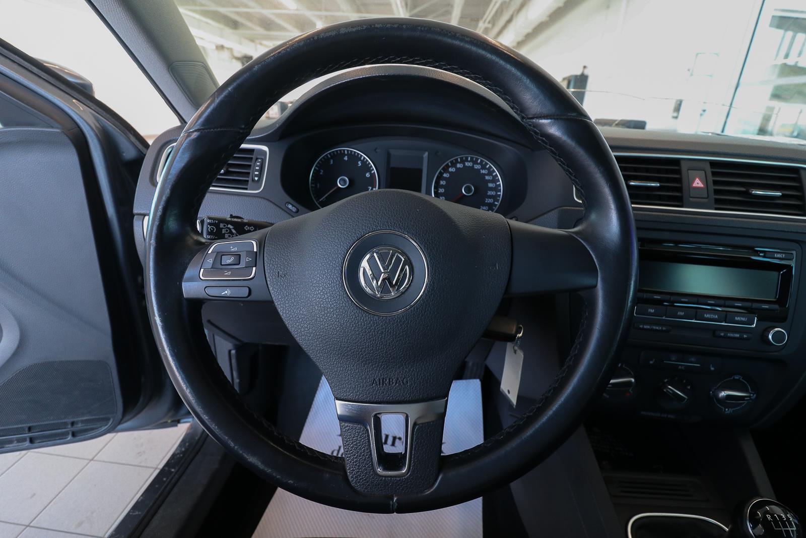 volkswagen Jetta Sedan 2014 - 14