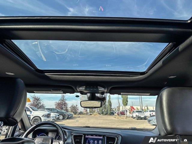 chrysler Pacifica 2020 - 23