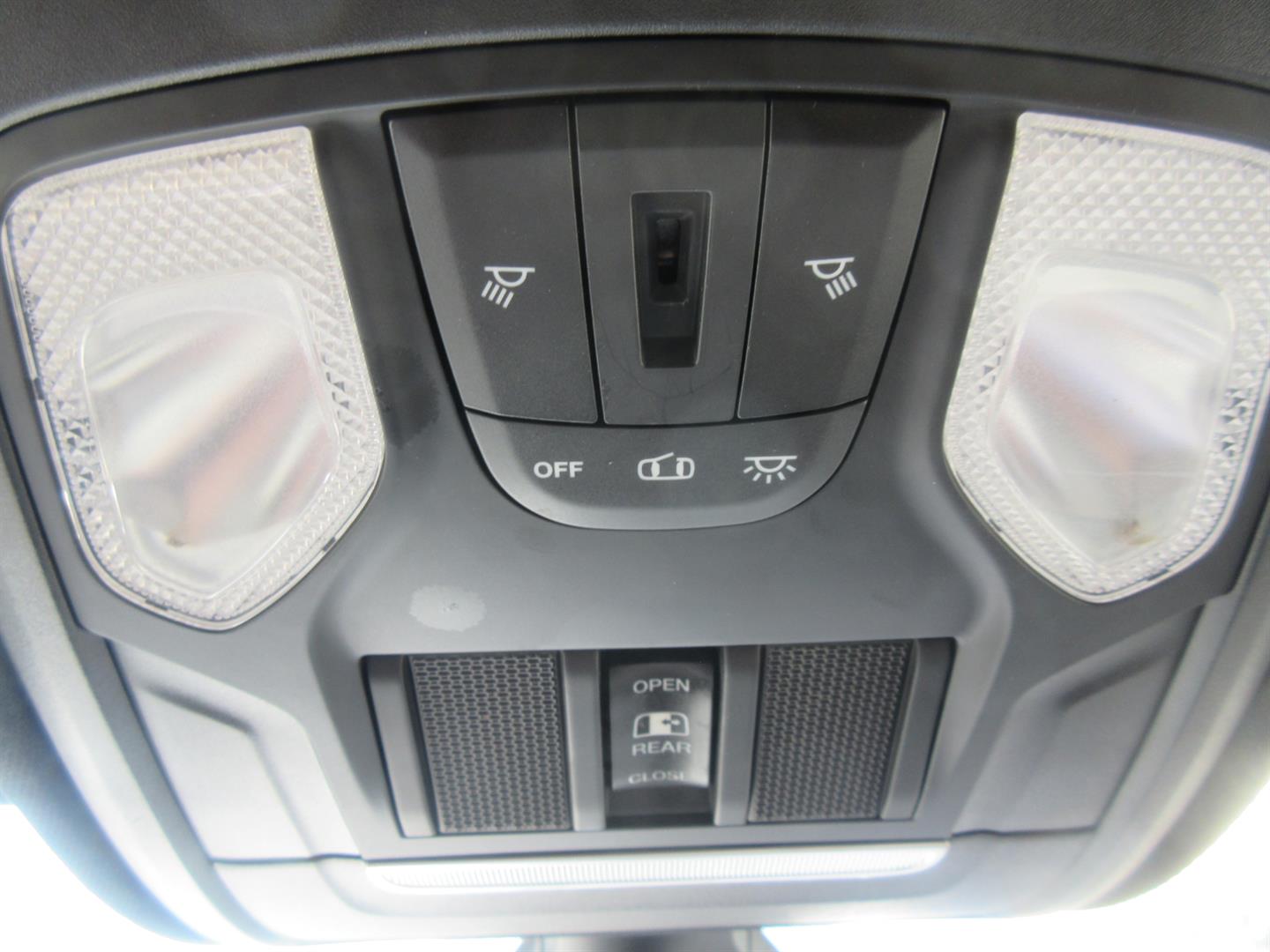 ram 1500 2019 - 43