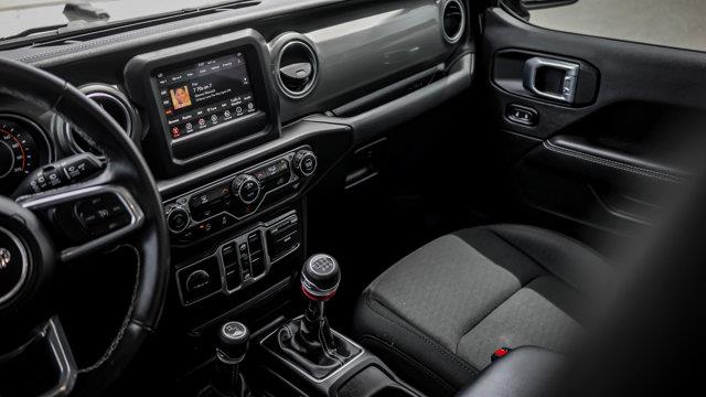 jeep Wrangler 2021 - 14
