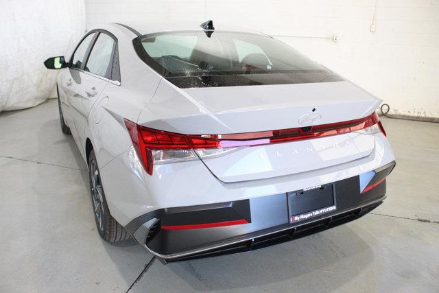 hyundai Elantra 2025 - 6