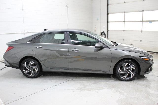 hyundai Elantra 2025 - 4