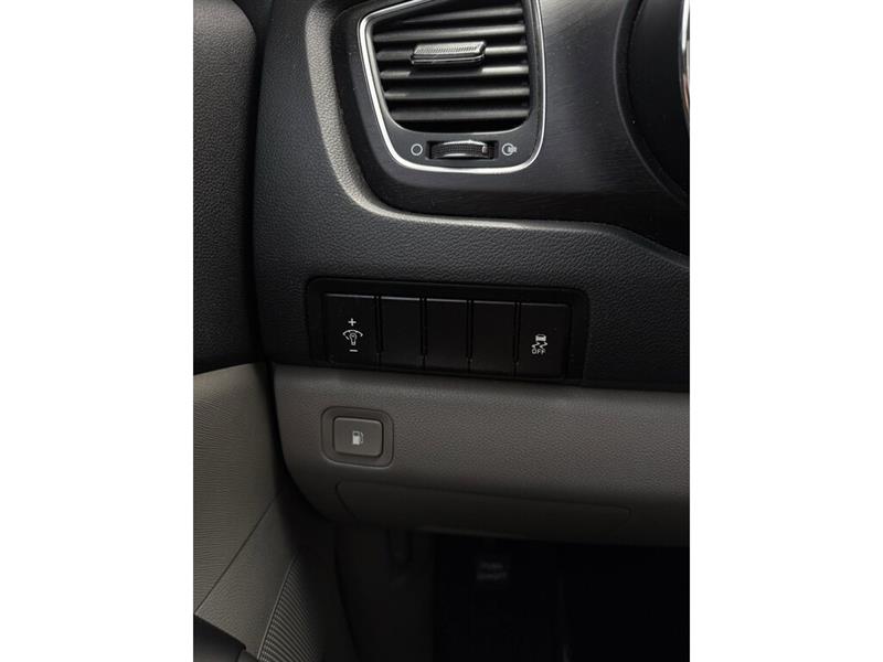 kia Sedona 2020 - 18