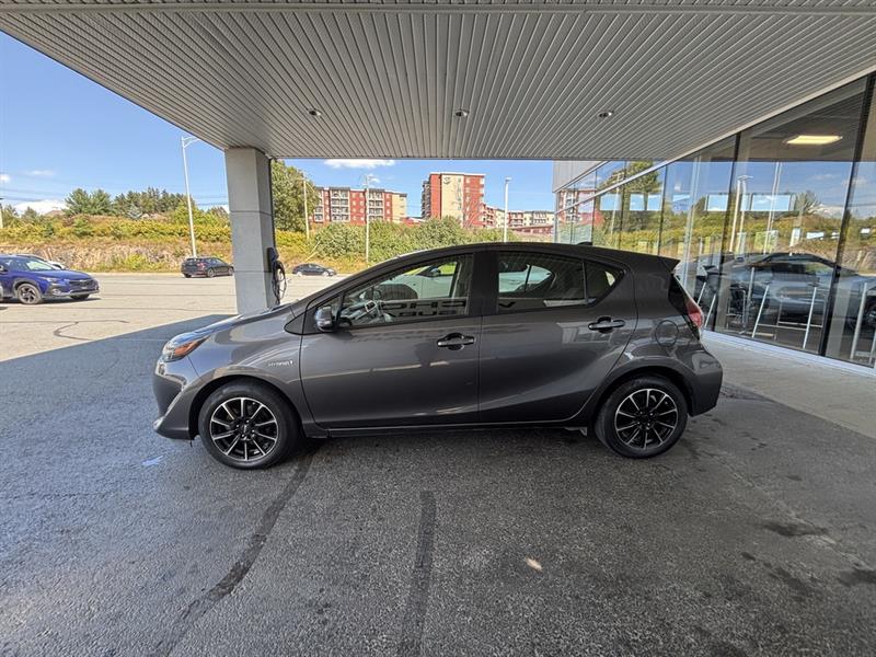 toyota Prius c 2019 - 6