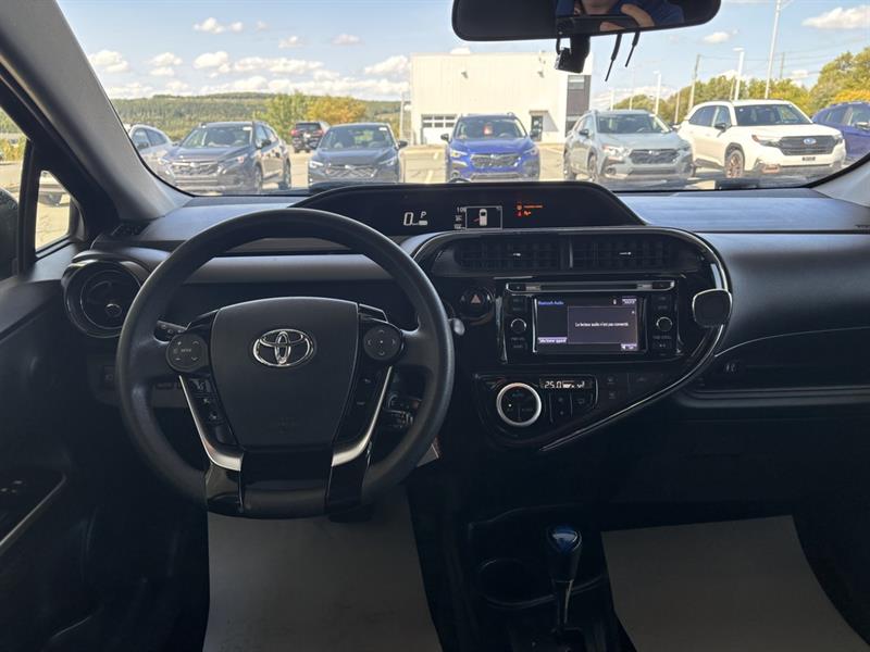 toyota Prius c 2019 - 10