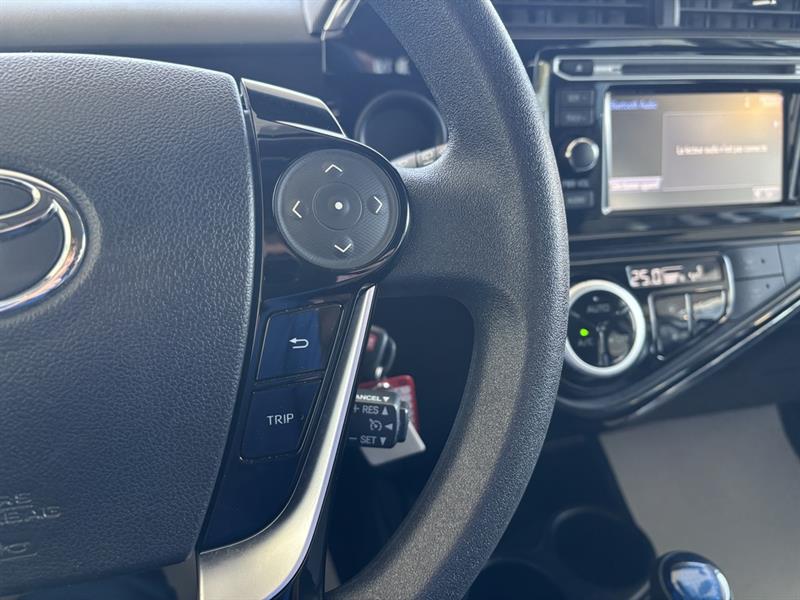 toyota Prius c 2019 - 12