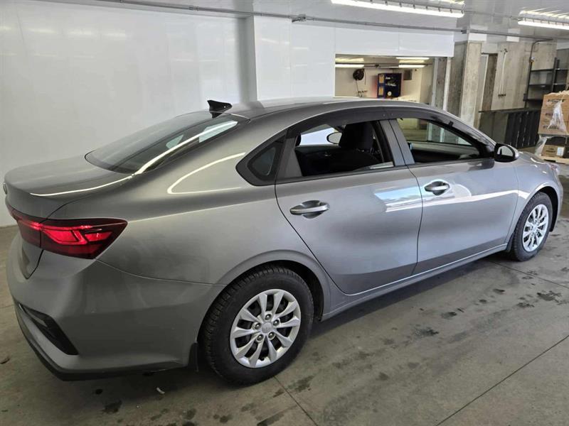 kia Forte 2021 - 7