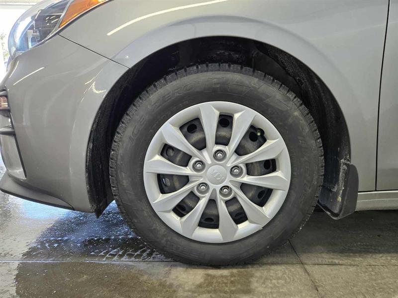 kia Forte 2021 - 9