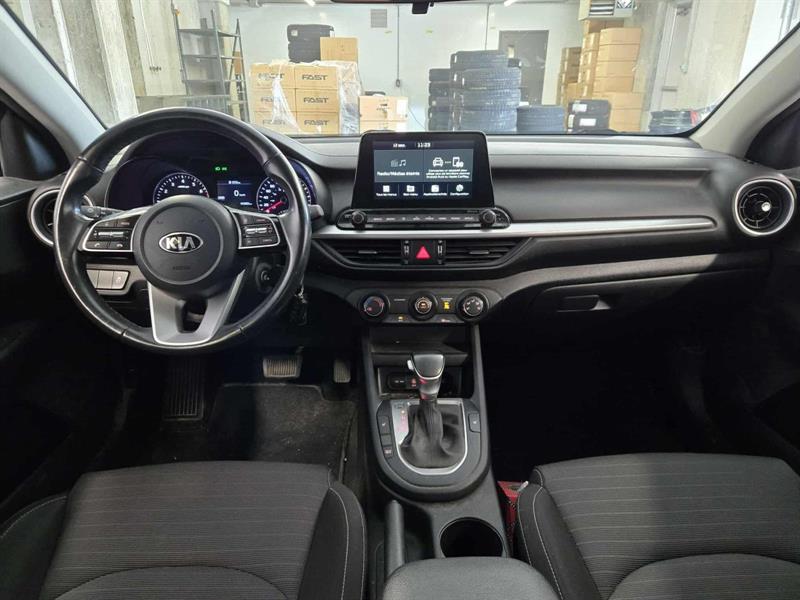 kia Forte 2021 - 15
