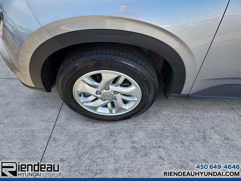 hyundai Venue 2023 - 13