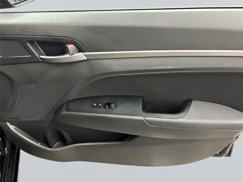 hyundai Elantra 2020 - 12