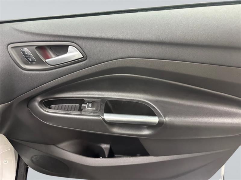 ford Escape 2017 - 16