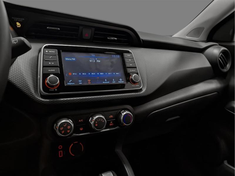 nissan Kicks Play 2025 - 10