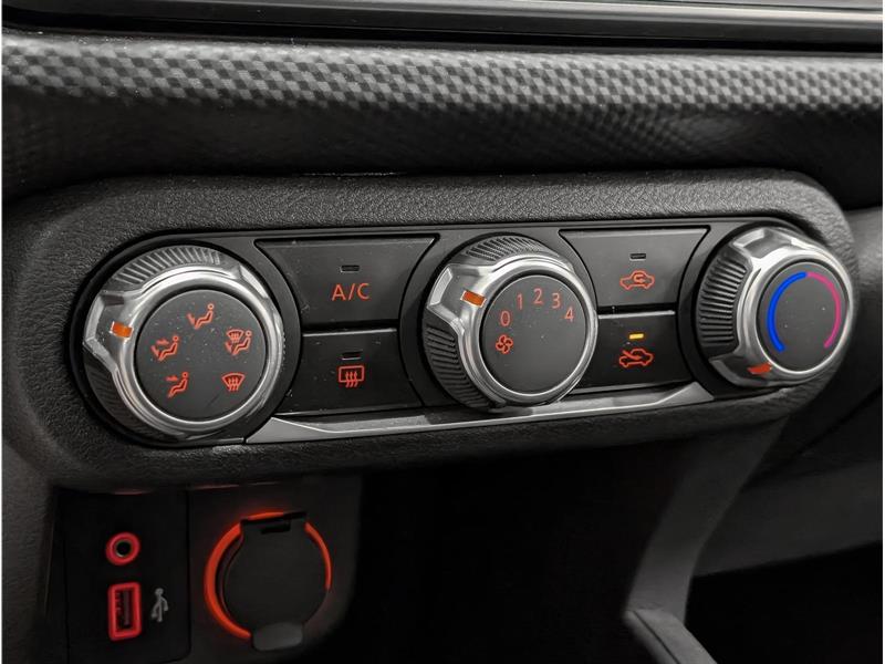 nissan Kicks Play 2025 - 13