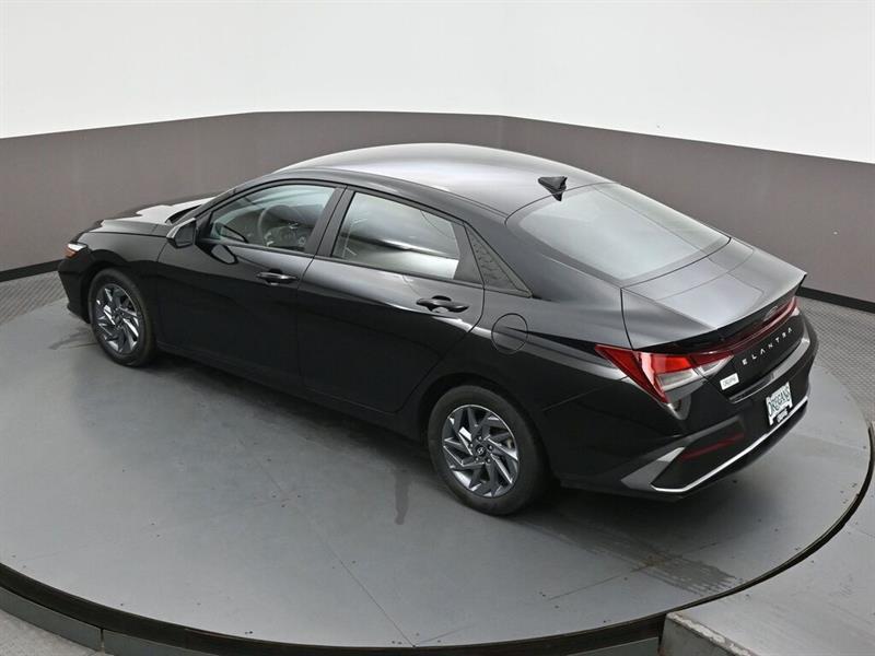hyundai Elantra 2024 - 40