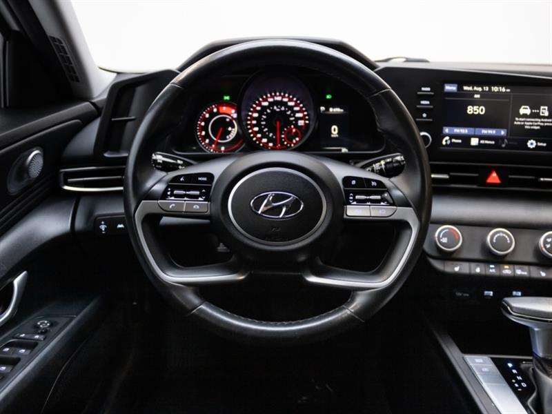 hyundai Elantra 2021 - 23