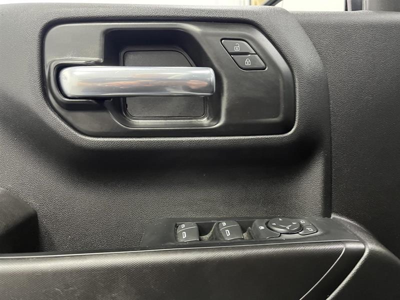 chevrolet Silverado 1500 2023 - 11