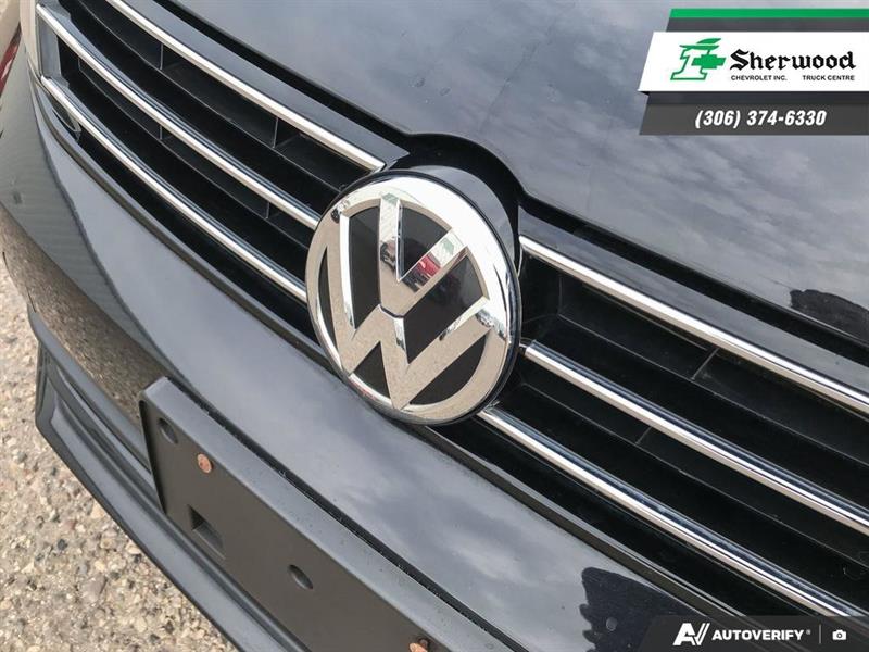 volkswagen Jetta Sedan 2016 - 9
