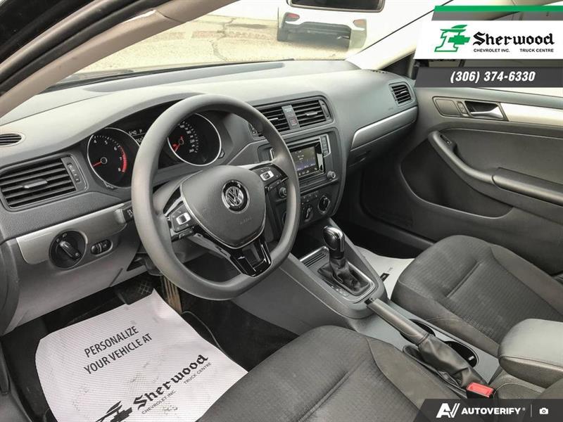 volkswagen Jetta Sedan 2016 - 13