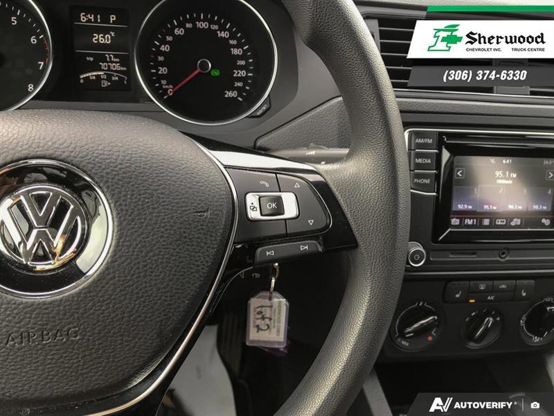 volkswagen Jetta Sedan 2016 - 16