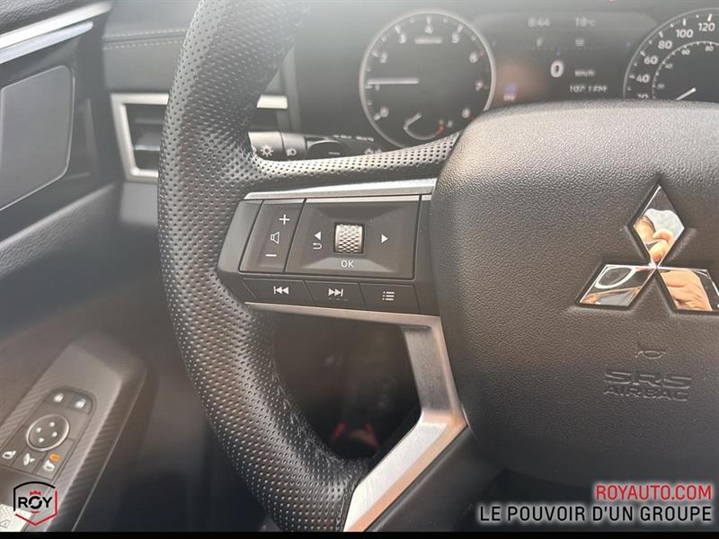 mitsubishi Outlander 2022 - 11