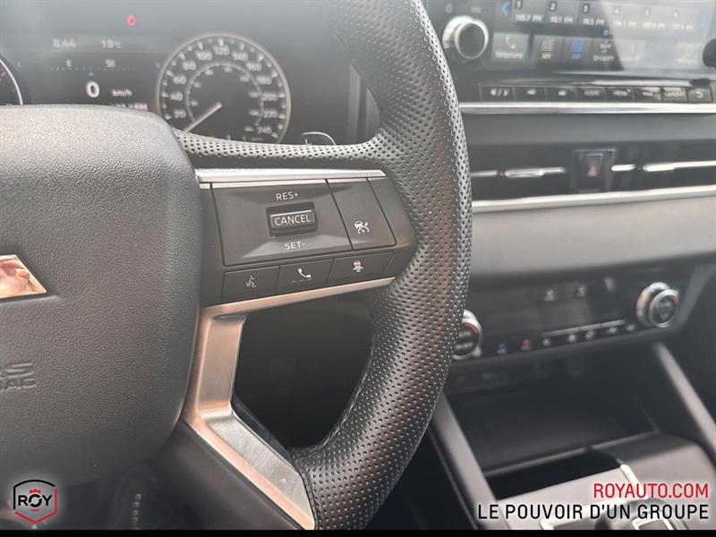 mitsubishi Outlander 2022 - 12