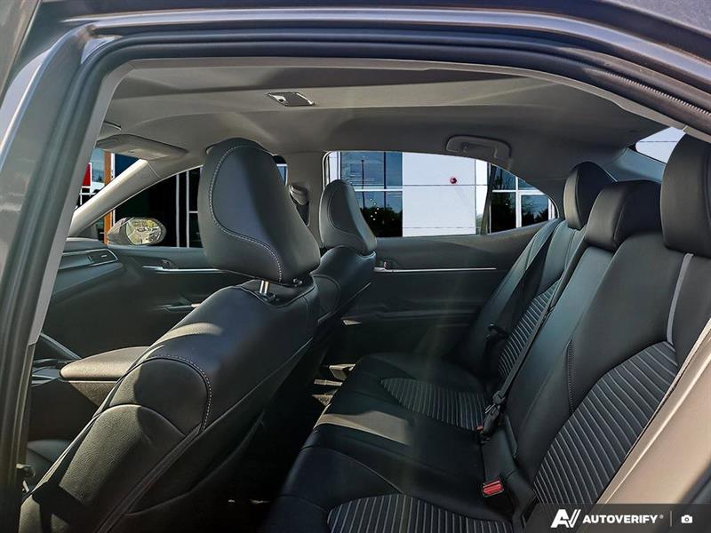 toyota Camry 2023 - 23
