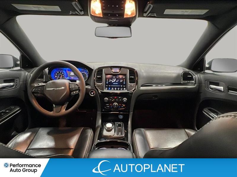 chrysler 300S 2023 - 16