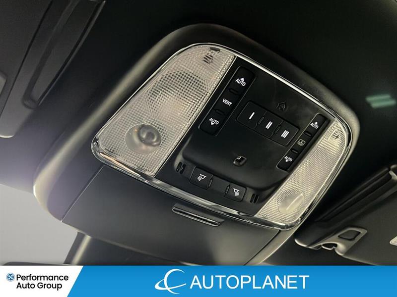 chrysler 300S 2023 - 26
