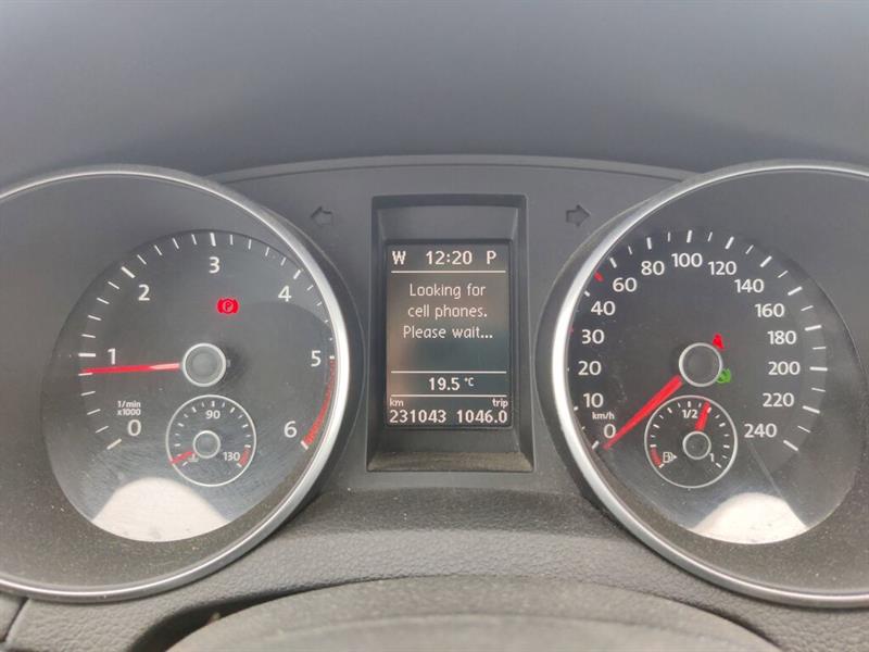 volkswagen Golf Wagon 2014 - 11