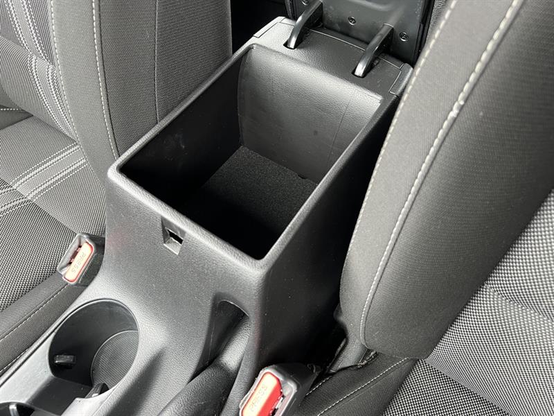 kia Forte 2023 - 33