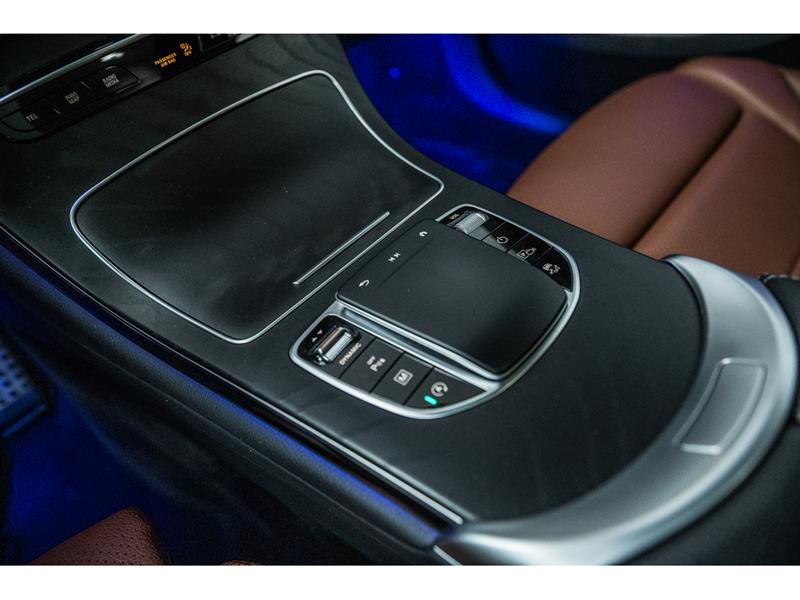 mercedes-benz GLC300 2022 - 23