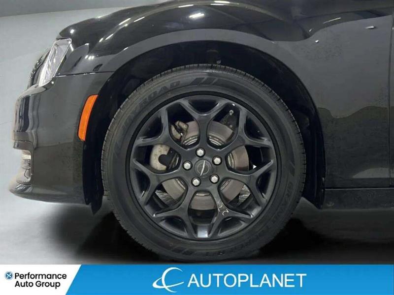 chrysler 300S 2023 - 9