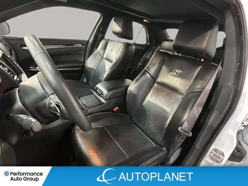 chrysler 300S 2023 - 16