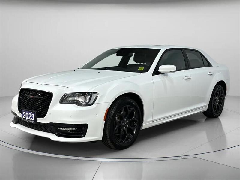 chrysler 300S 2023 - 34