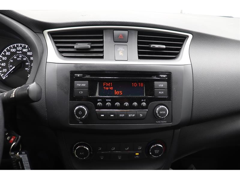 nissan Sentra 2016 - 24