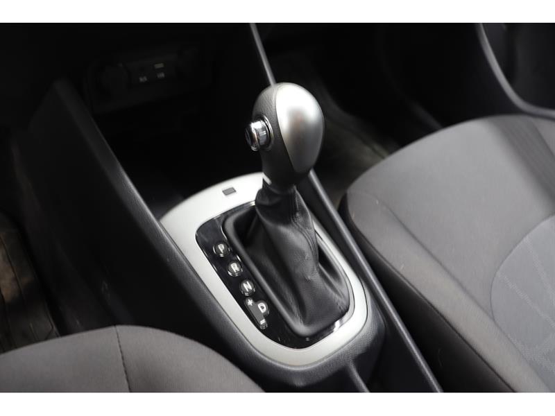 kia Rio 2016 - 24