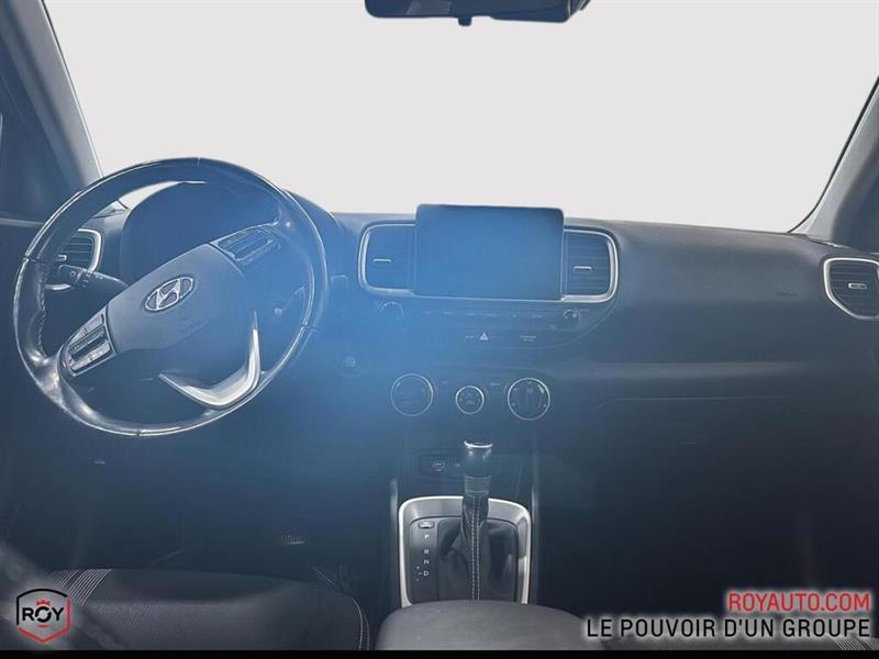 hyundai Venue 2023 - 9