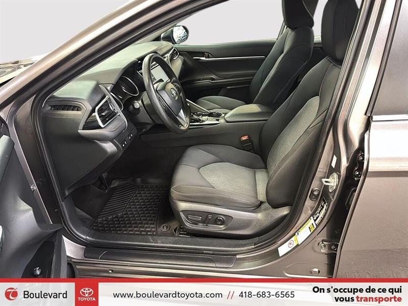 toyota Camry 2018 - 9