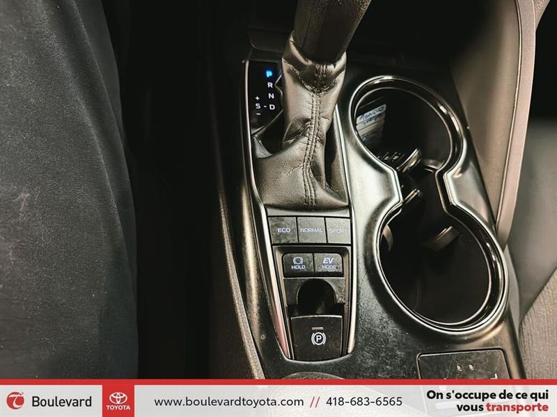 toyota Camry 2018 - 16