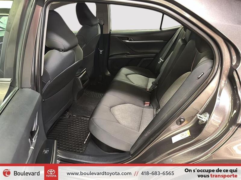 toyota Camry 2018 - 18