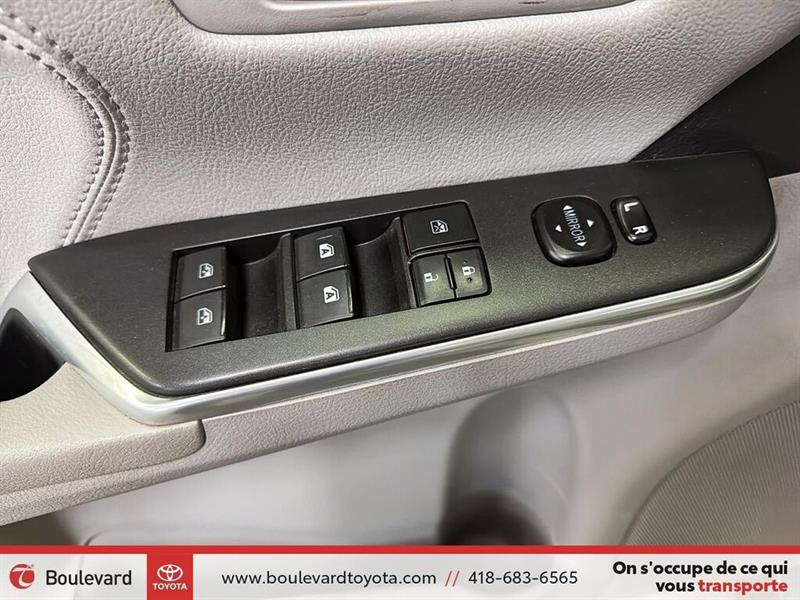 toyota Camry 2015 - 8