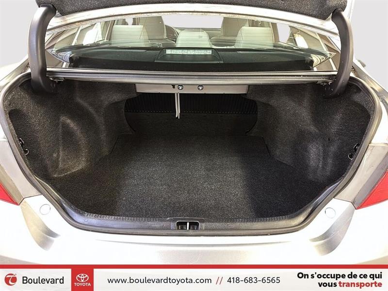 toyota Camry 2015 - 22