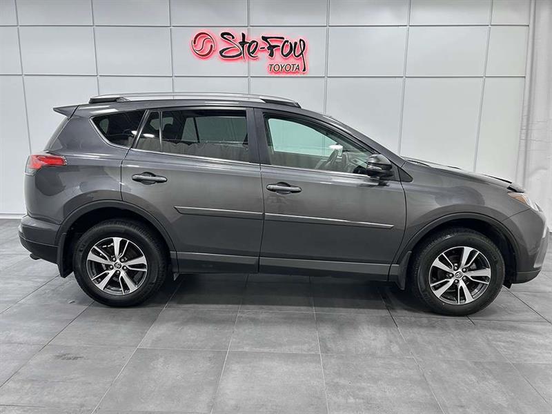 toyota RAV4 2018 - 10