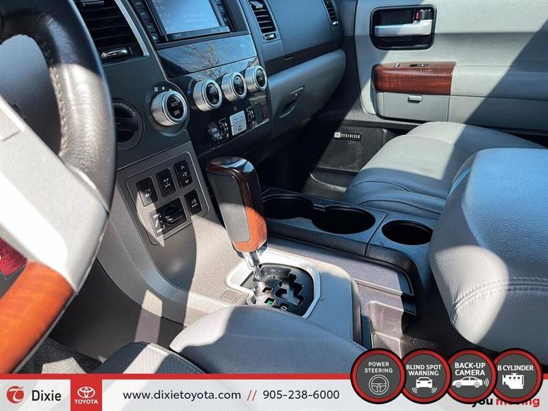 toyota Sequoia 2017 - 9
