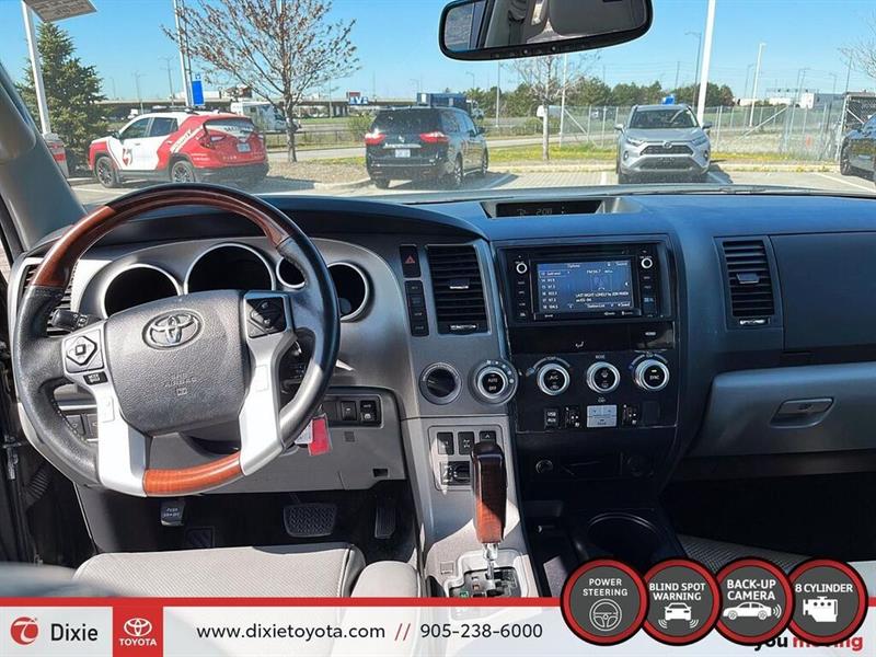 toyota Sequoia 2017 - 12