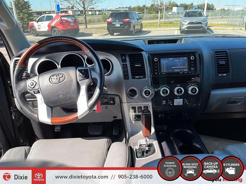 toyota Sequoia 2017 - 13