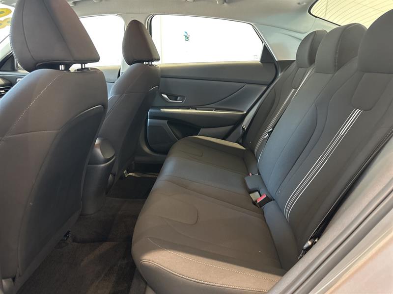 hyundai Elantra 2023 - 27