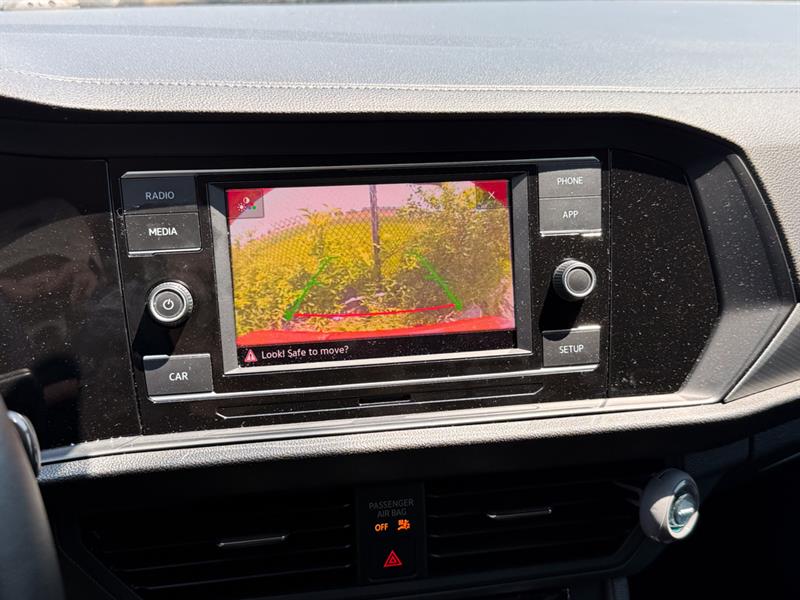 volkswagen Jetta 2019 - 24